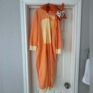 Bluey: Kids Bingo One-Piece Zip Up Costume 
Size: 8

*Worn once for Halloween